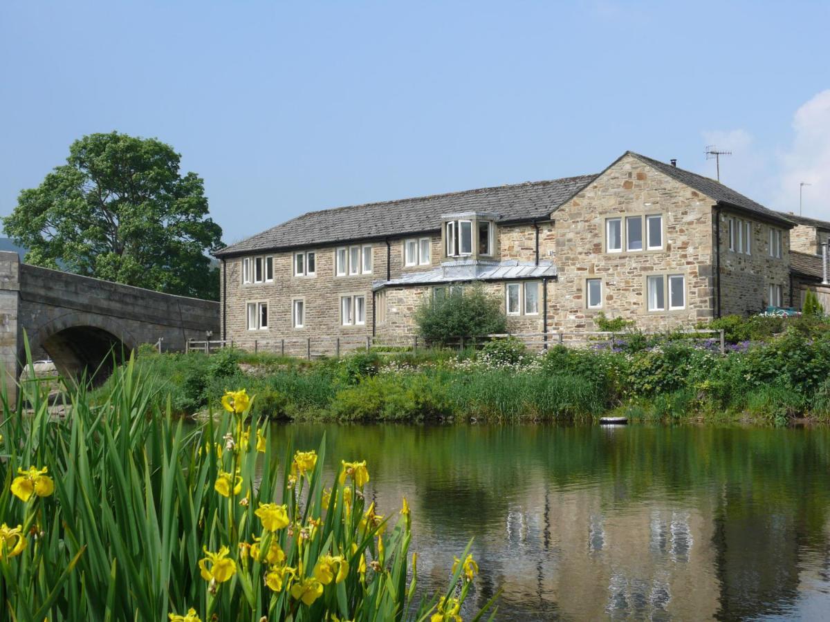 The Red Lion & Manor House Hotel Burnsall Bagian luar foto