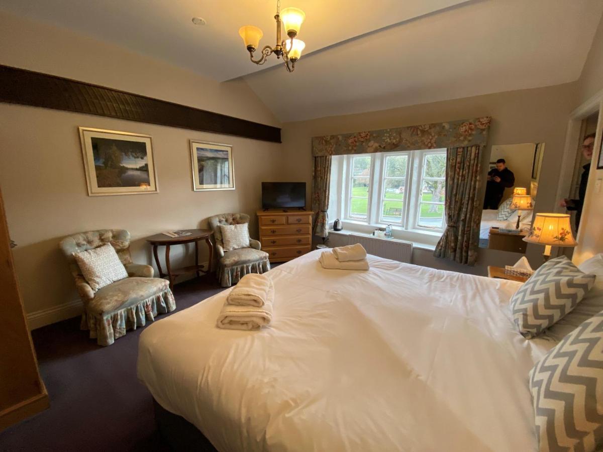 The Red Lion & Manor House Hotel Burnsall Bagian luar foto